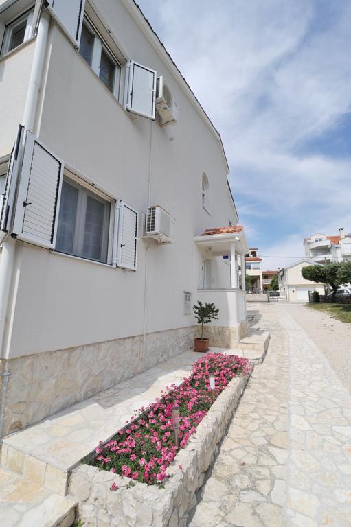 Apartments Luna Petrcane Exterior foto