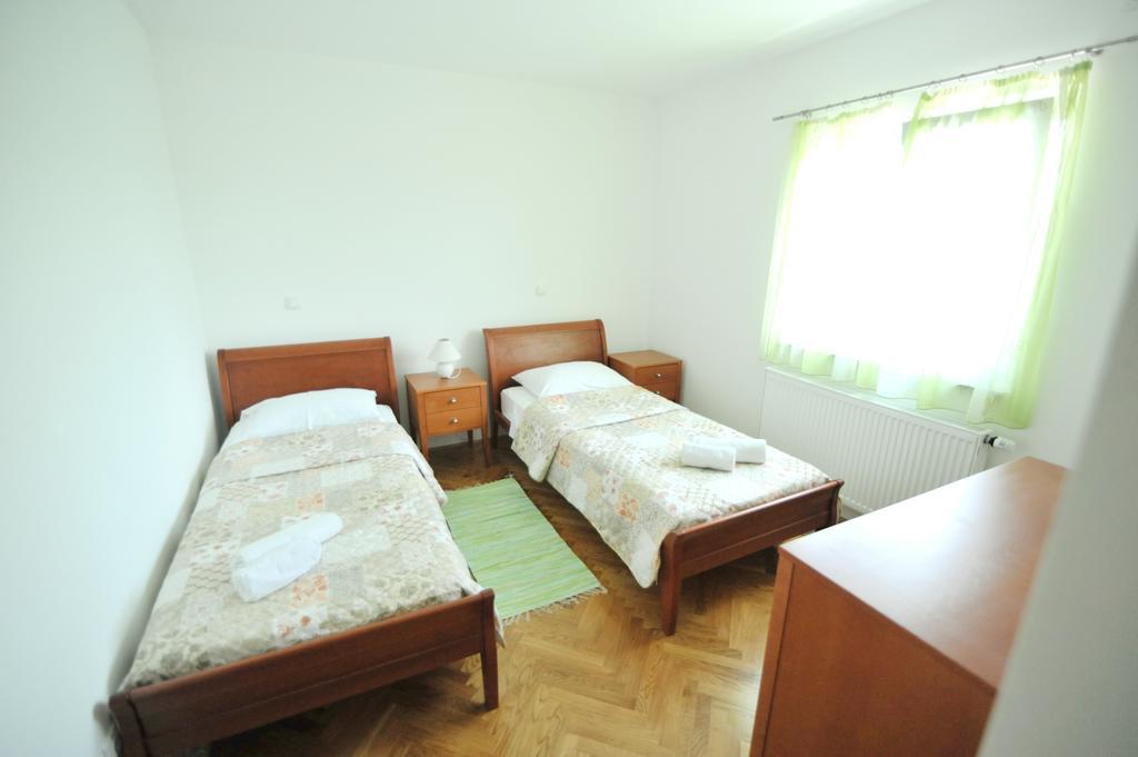 Apartments Luna Petrcane Exterior foto