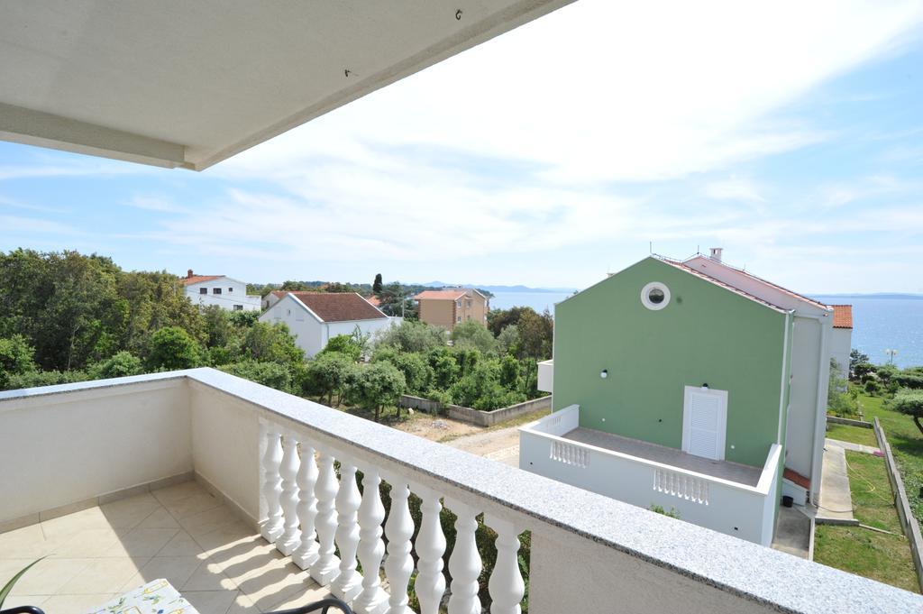 Apartments Luna Petrcane Exterior foto