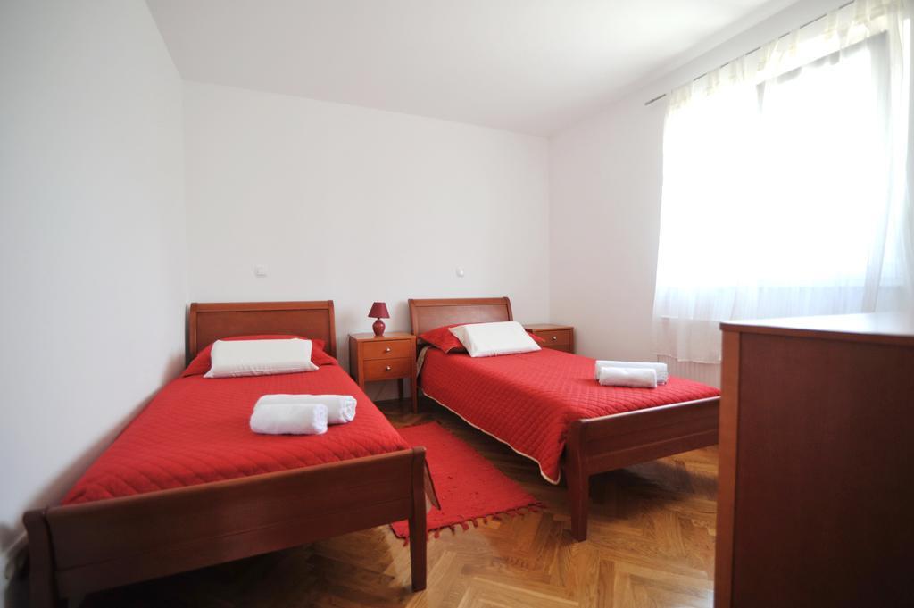 Apartments Luna Petrcane Exterior foto